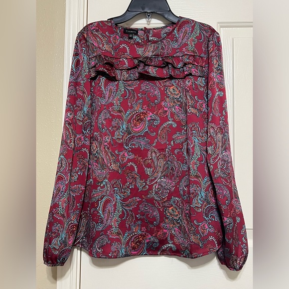 TALBOTS: very light weight top - Picture 3 of 6